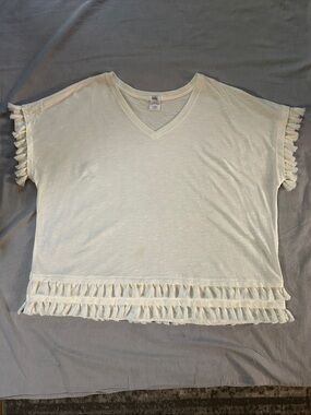 Isela Woman White V-Neck Fringe Trim Top on Sleeves and Hem